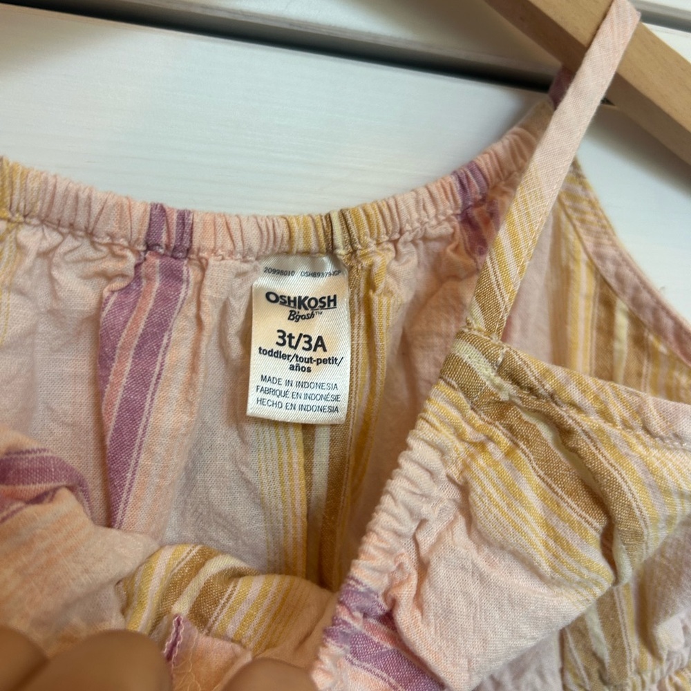 OshKosh girls dress size 3T - Picture 3 of 4